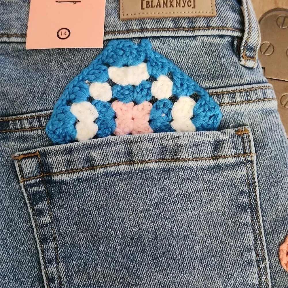 Sold Out Blank NYC kids crochet denim jean shorts - Picture 4 of 8